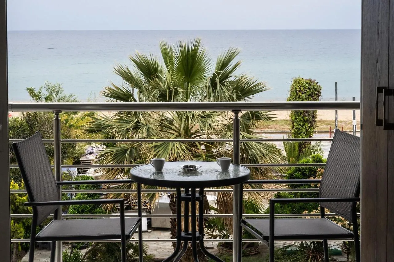 Nikolaidis Apartments Nea Plagia