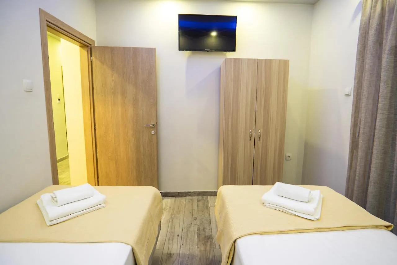 Nikolaidis Apartments Nea Plagia