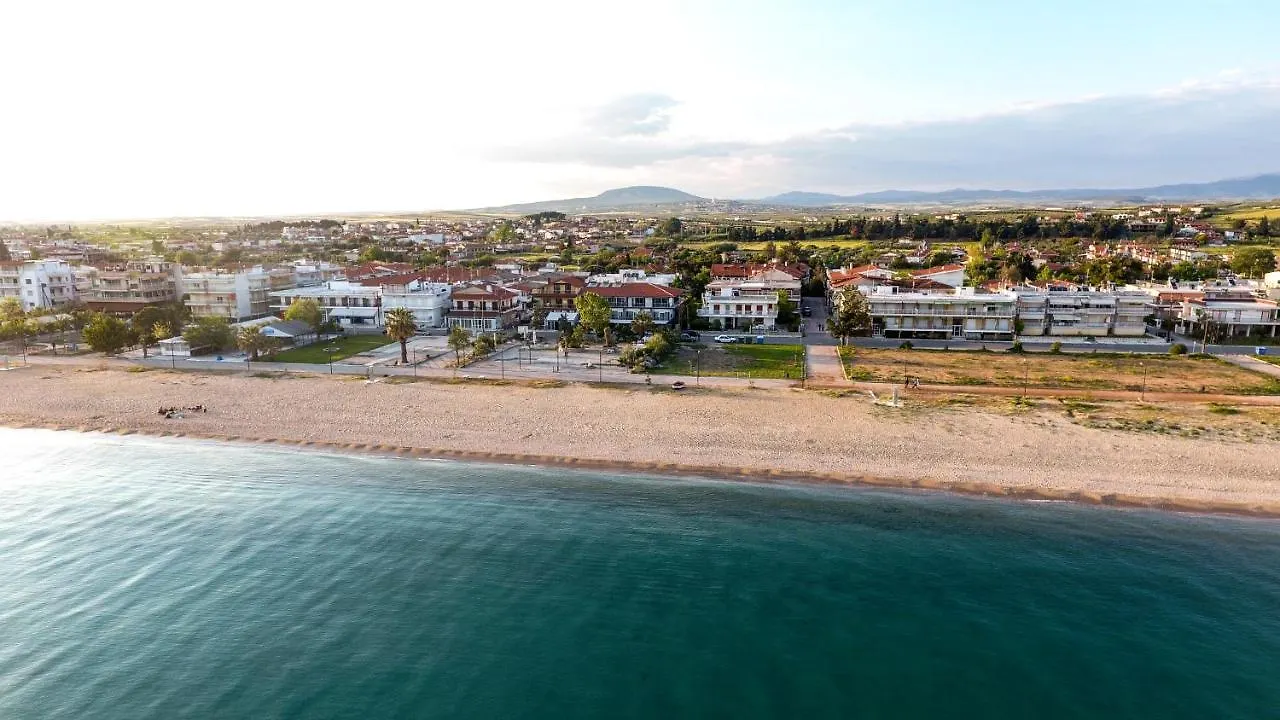 Nikolaidis Apartments Nea Plagia